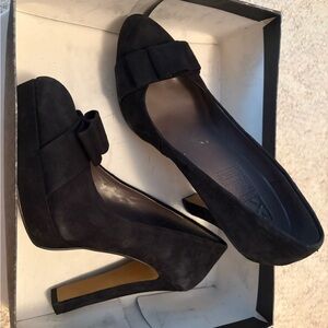 Chic Black Suede Women's Heels